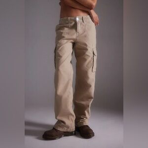 NWOT True Religion Men's Beige Khaki Cargo Pants Size: 32